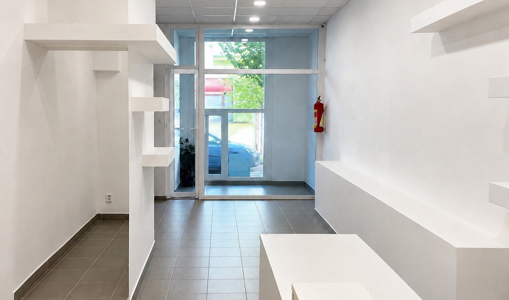 Pronájem obchodních prostor 63 m², Pardubice – náhled fotky 3