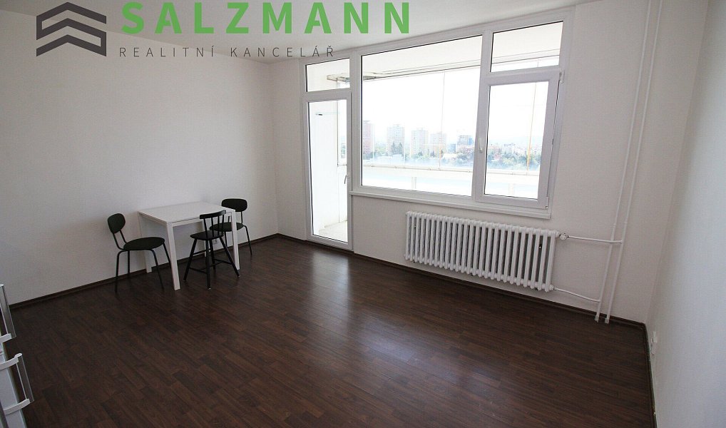 Prodej bytu 1+kk 35 m², Praha – náhled fotky 3