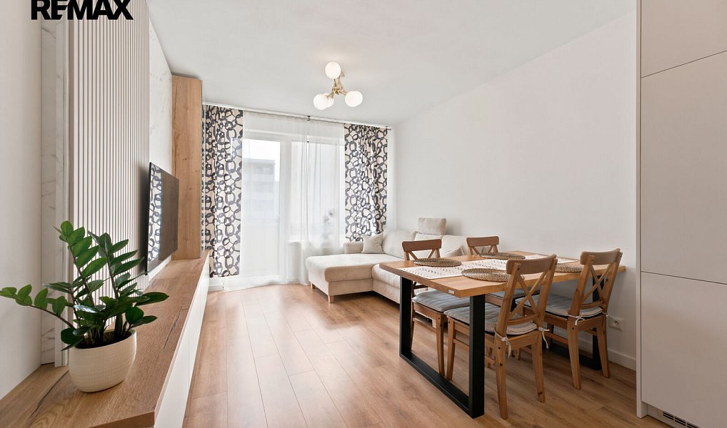 Prodej bytu 2+kk 50 m², Pardubice – náhled fotky 2