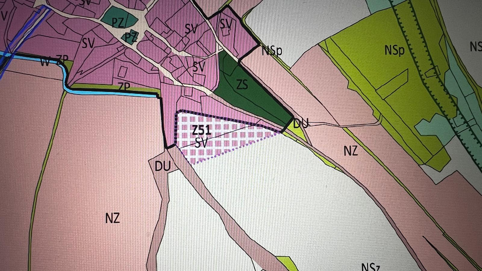 Prodej stavebního pozemku 6 000 m² – fotografie 2