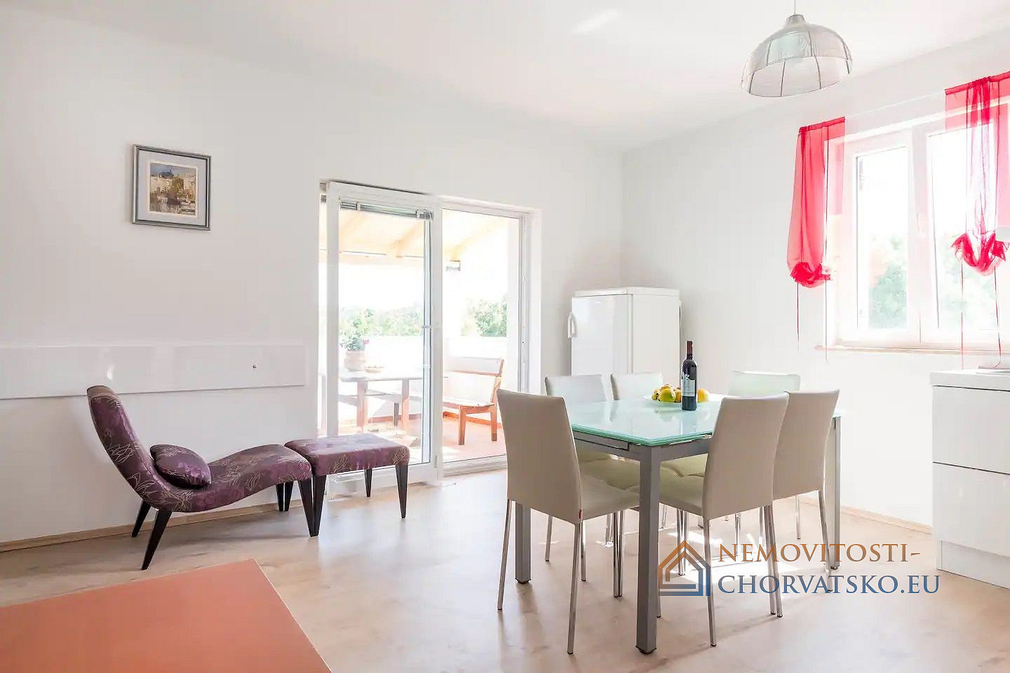 Prodej domu 500 m² s pozemkem 3 510 m² - More