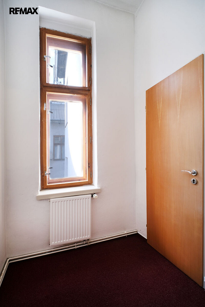 Pronájem kanceláře 20 m² – fotografie 5