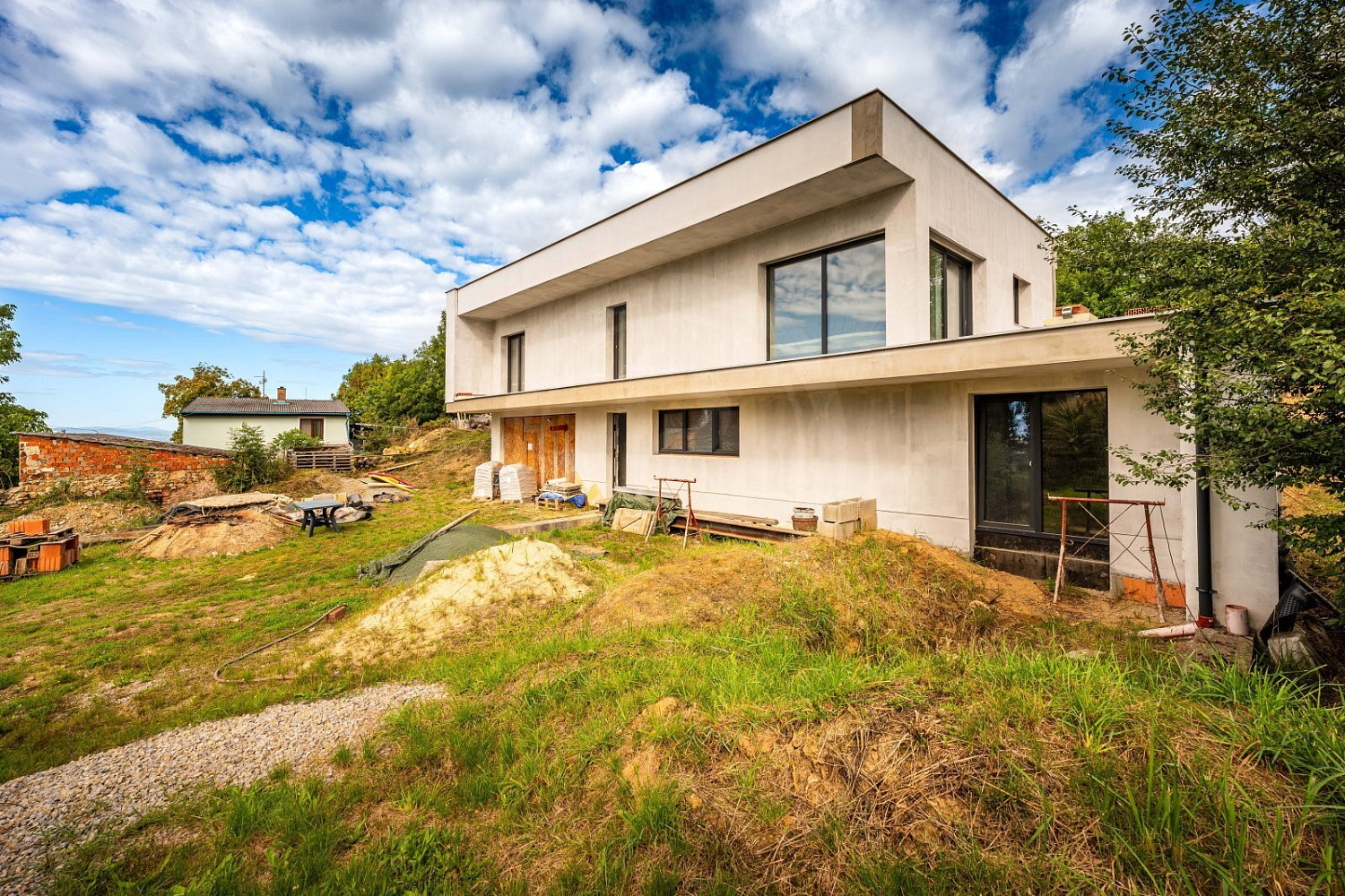 Prodej domu 322 m² s pozemkem 1 256 m² – fotografie 2