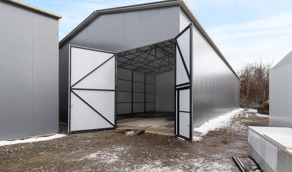 Pronájem skladovacích prostor 365 m², Mníšek pod Brdy – fotka 1 z 6