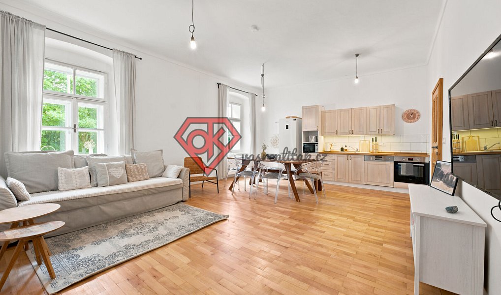 Prodej ubytovacího objektu 448 m², Králíky – náhled fotky 26