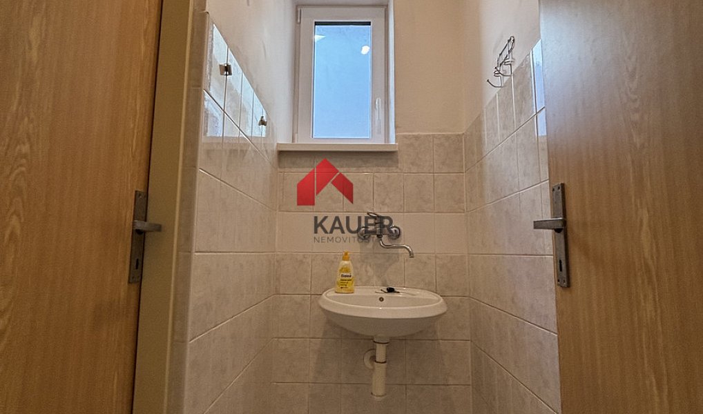 Pronájem kanceláře 110 m², Ostrava – náhled fotky 6