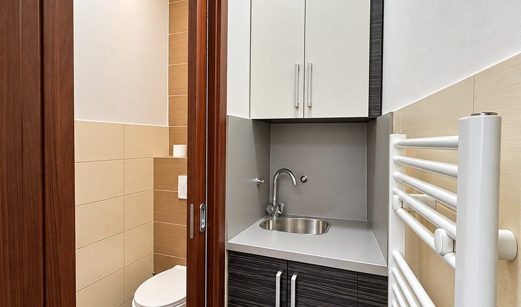 Pronájem obchodních prostor 19 m², Chrudim – náhled fotky 7