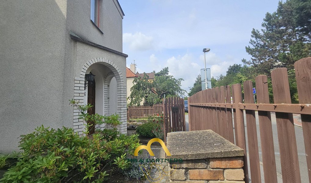 Prodej domu 240 m² s pozemkem 440 m², Praha – náhled fotky 7