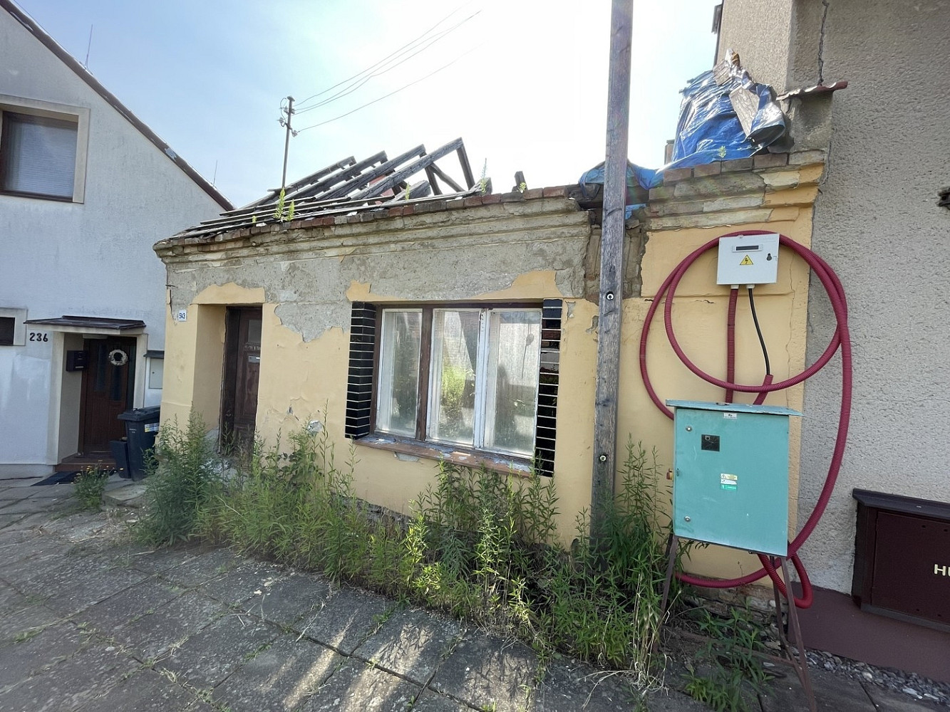 Hus, 40 m², grund 141 m²