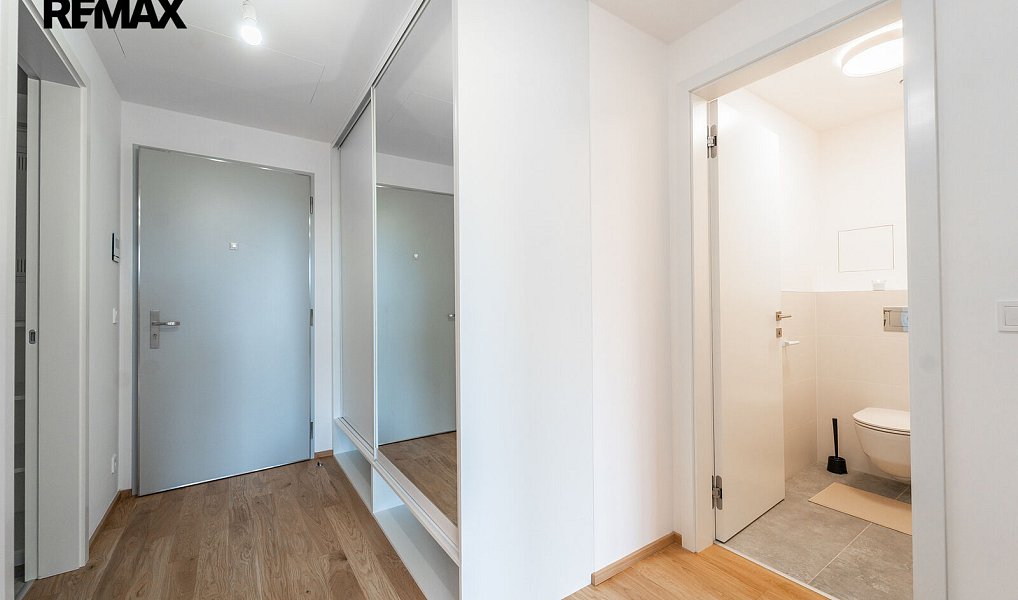 Pronájem bytu 2+kk 54 m², Praha – náhled fotky 10
