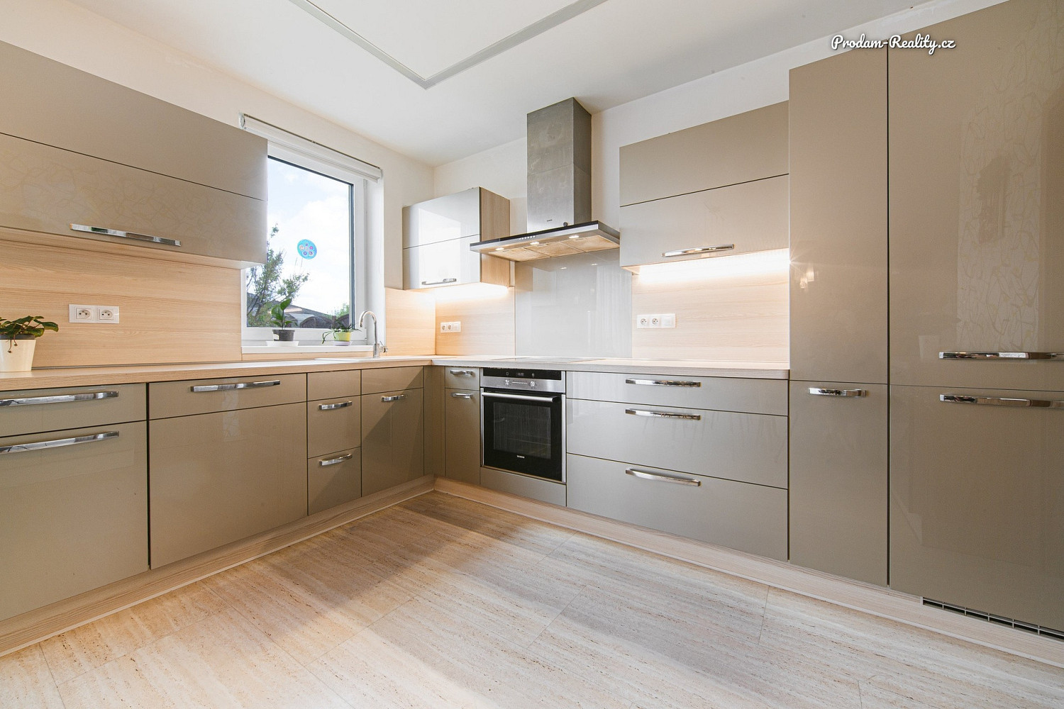 Prodej domu 149 m² s pozemkem 537 m² — photo 2