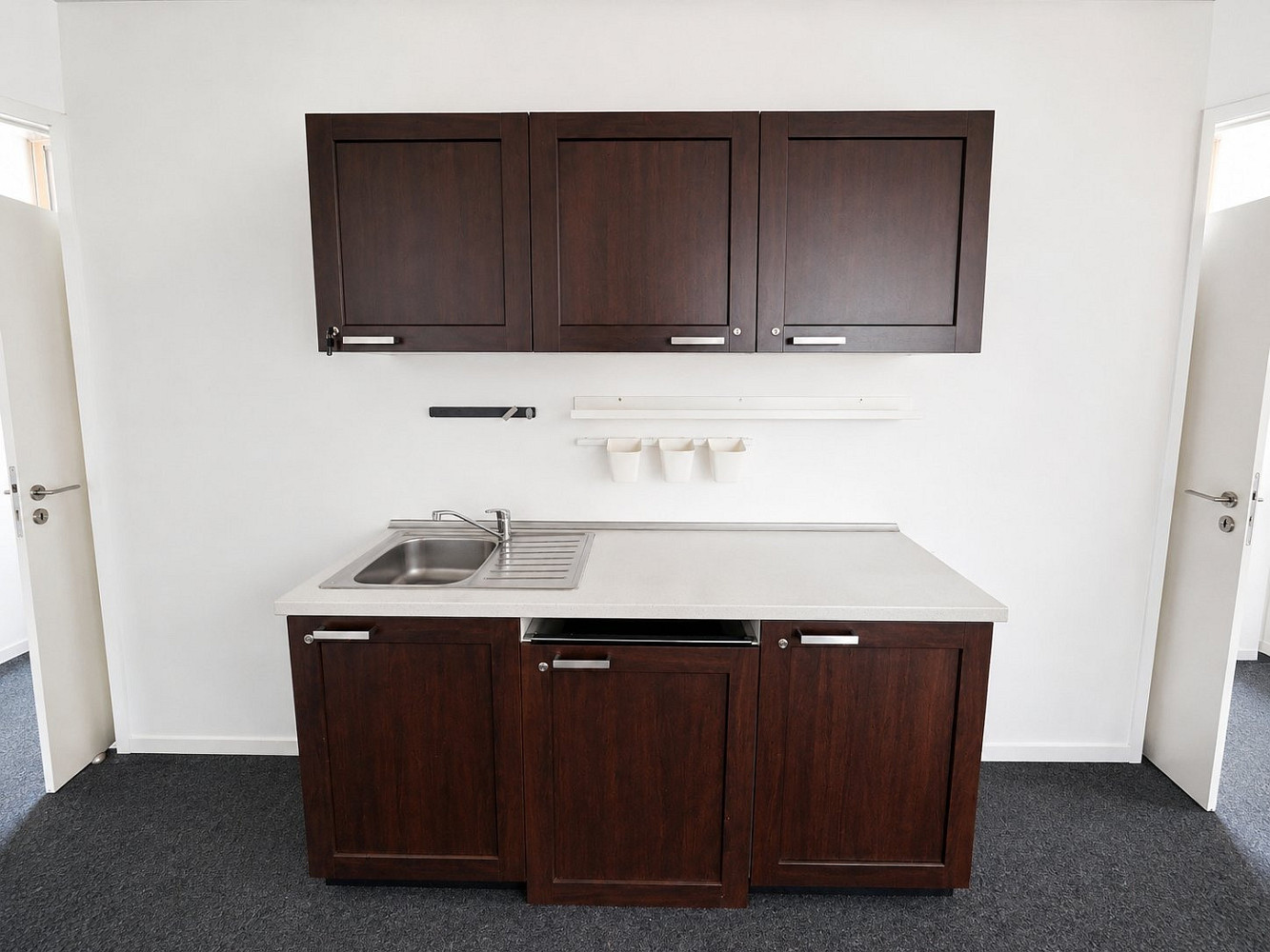 Pronájem obchodních prostor 95 m² – fotografie 2