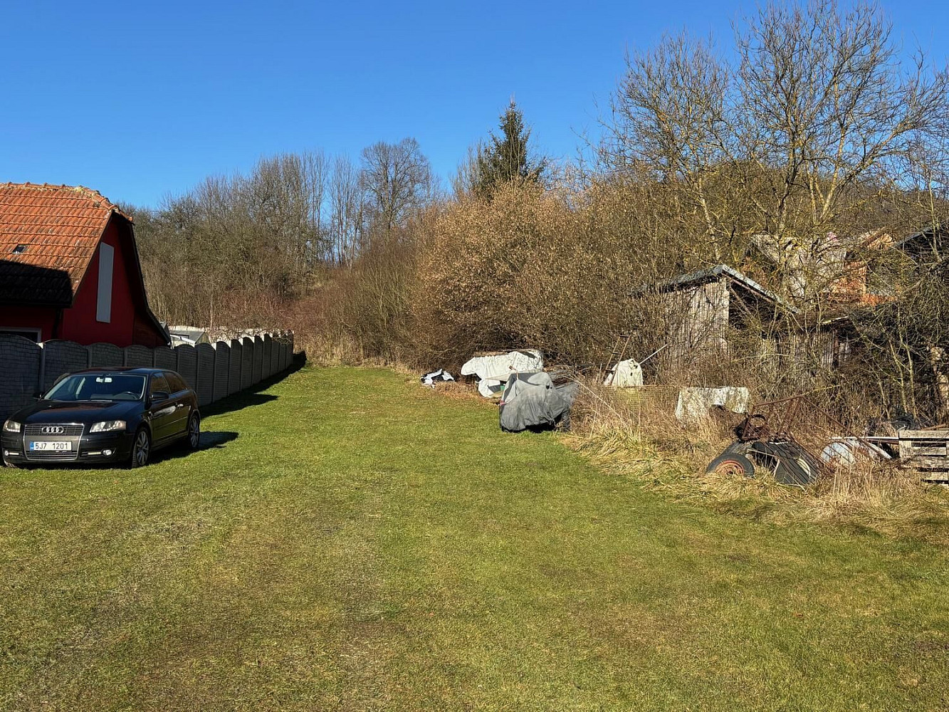 Prodej stavebního pozemku 1 065 m², Koroužné