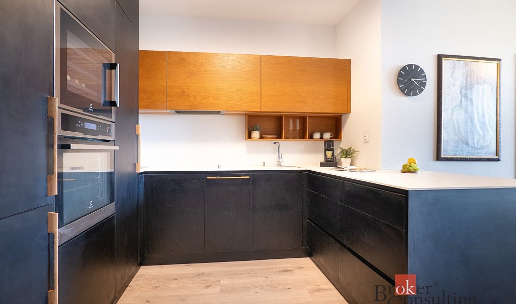 Prodej bytu 2+kk 75 m², Praha – náhled fotky 4