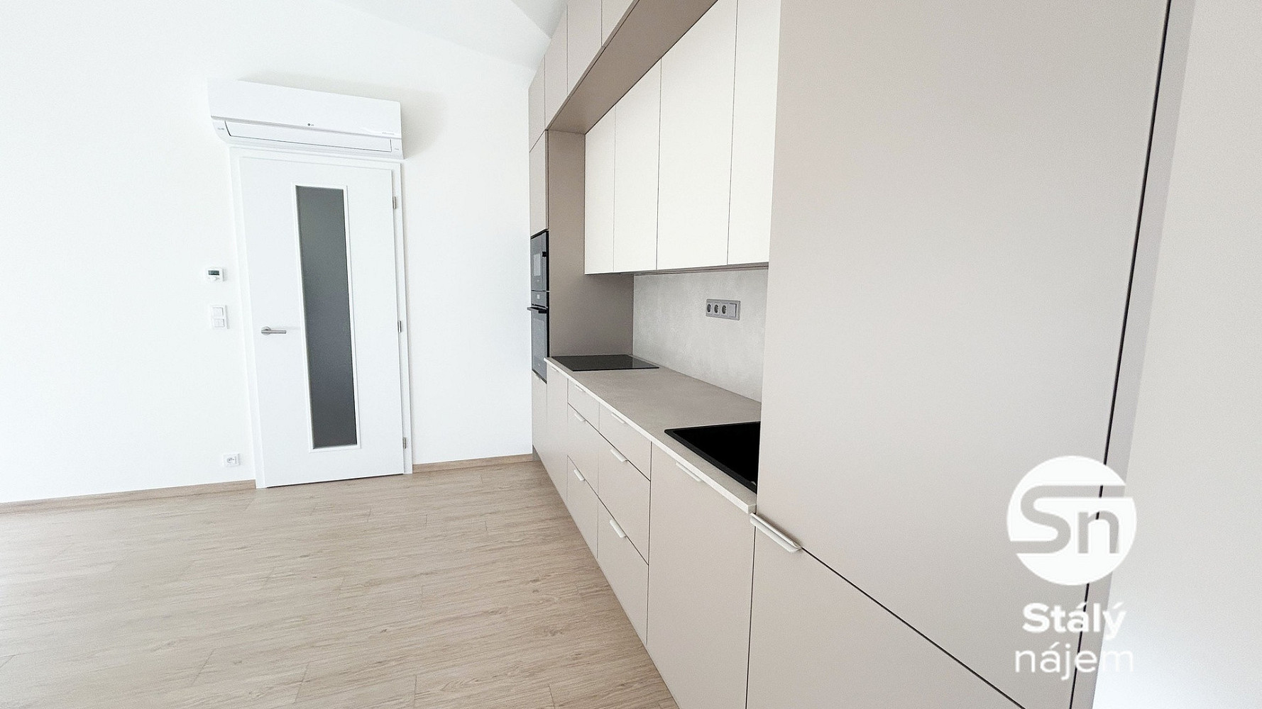 Pronájem bytu 2+kk 85 m² – fotografie 4