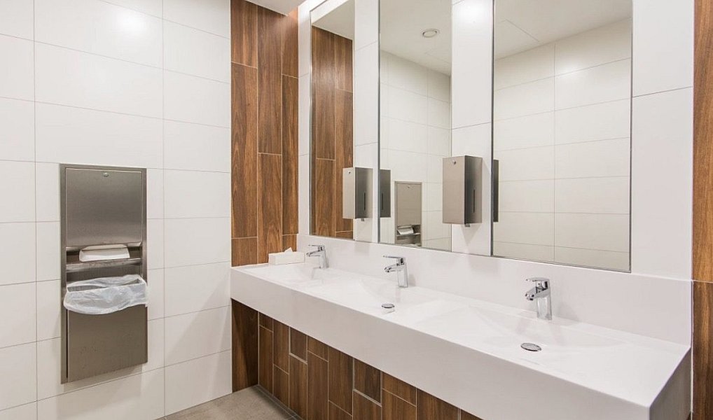 Pronájem kanceláře 247 m², Praha – náhled fotky 4