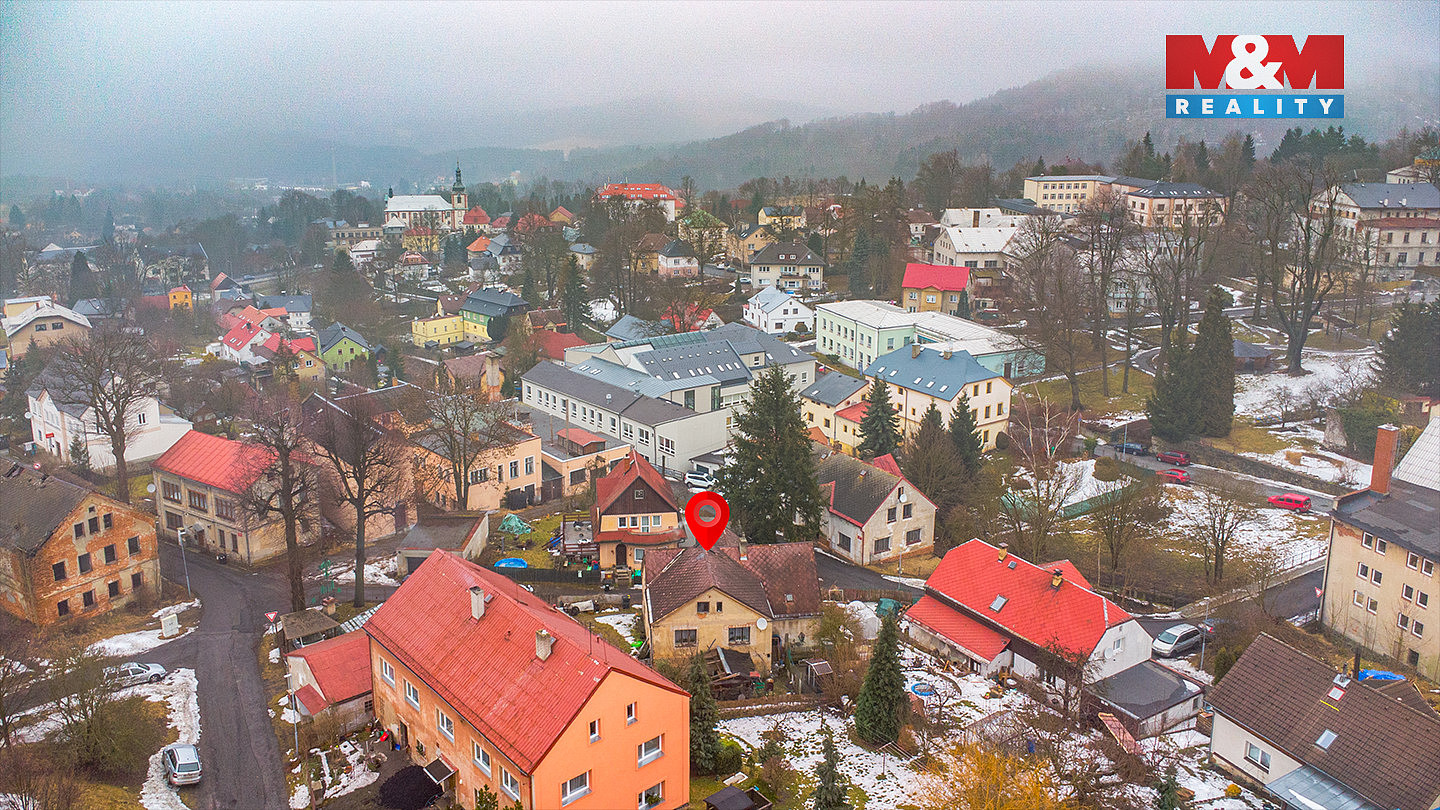 Prodej domu 200 m² s pozemkem 350 m² — photo 2