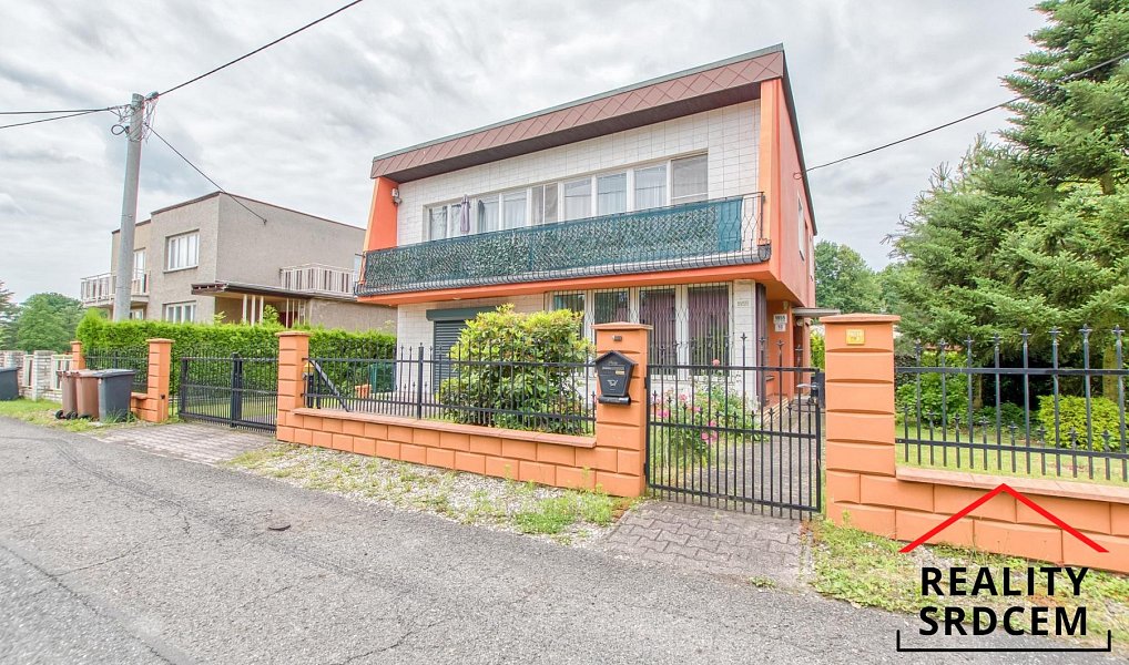 Prodej domu 178 m² s pozemkem 817 m², Karviná – fotka 1 z 39