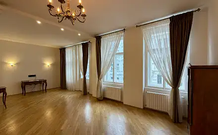 Pronájem bytu 3+kk 111 m²