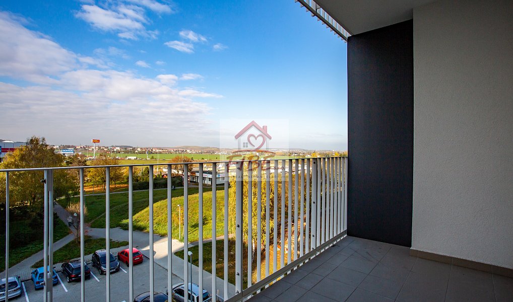 Prodej bytu 1+kk 30 m², Praha – náhled fotky 4