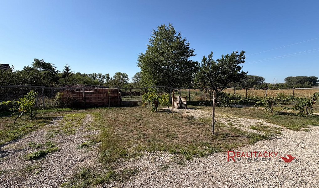 Prodej stavebního pozemku 1 129 m², Jevišovka – náhled fotky 14