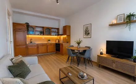 Pronájem bytu 2+kk 38 m², Černá silnice, Mnichovo Hradiště, okres Mladá Boleslav