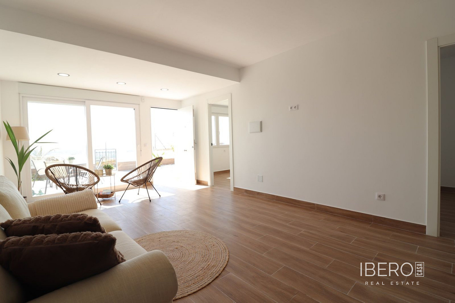 Prodej domu 78 m² s pozemkem 164 m² - Más