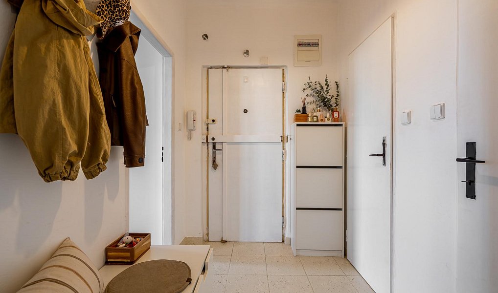Prodej bytu 2+1 74 m², Praha – náhled fotky 16