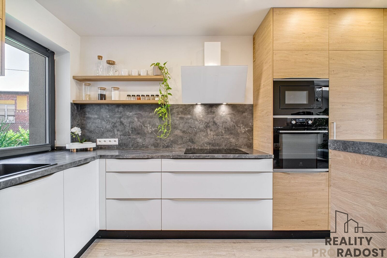 Prodej domu 137 m² s pozemkem 502 m² – fotografie 4