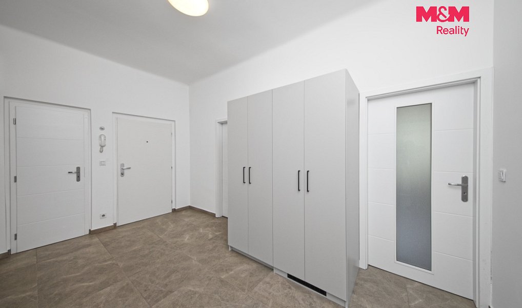 Pronájem bytu 3+1 119 m², Praha – náhled fotky 10