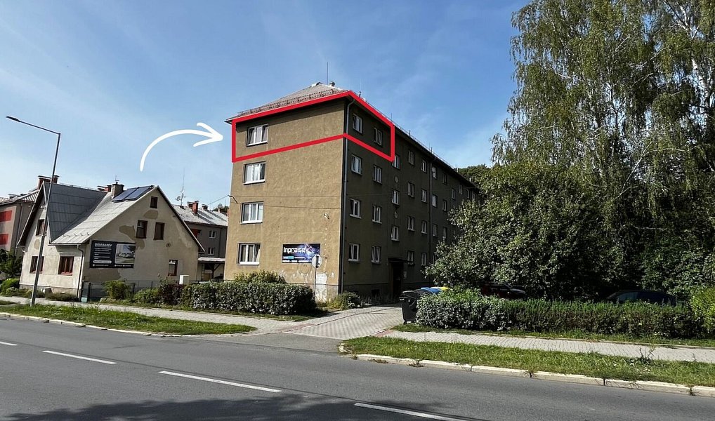 Prodej bytu 2+1 50 m², Vsetín – fotka 1 z 11