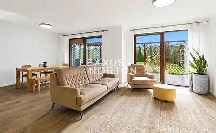 Pronájem domu 163 m² s pozemkem 450 m², Zvoncová, Roztoky, okres Praha-západ