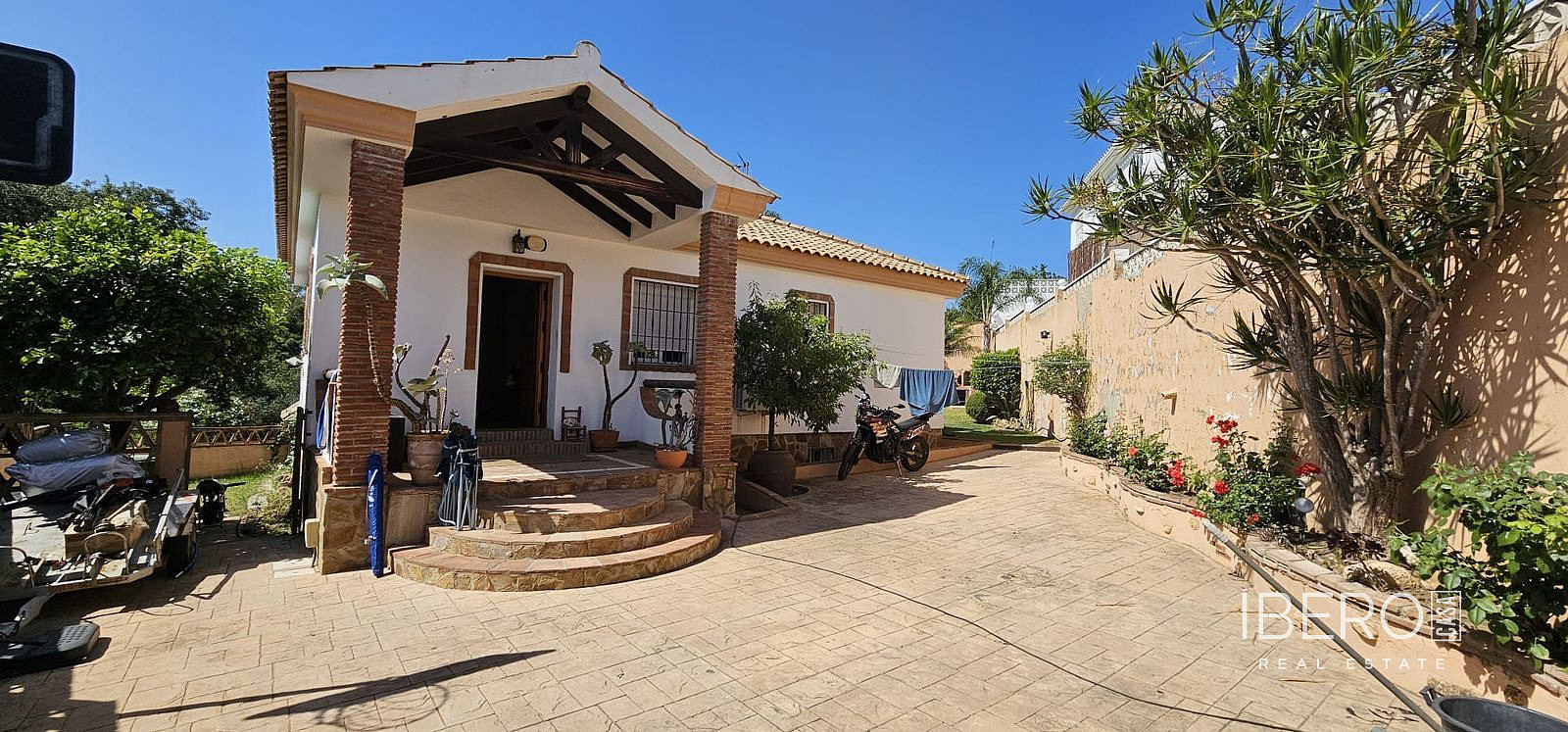 Prodej domu 270 m² s pozemkem 476 m²