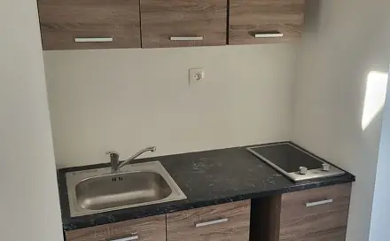 Pronájem bytu 1+kk 21 m², Průmyslová, Strančice, okres Praha-východ