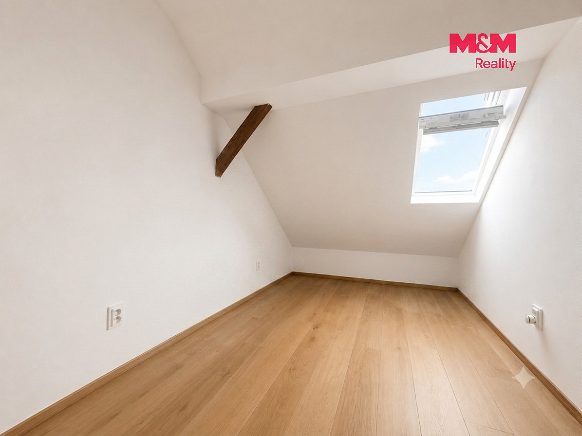 Pronájem bytu 3+kk 70 m² — photo 5