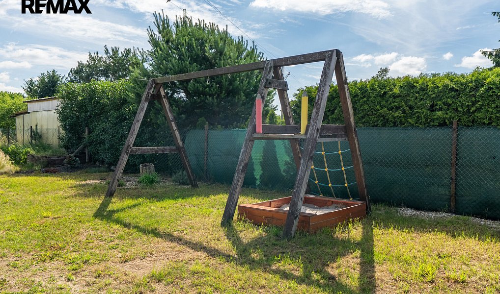 Prodej domu 85 m² s pozemkem 3 925 m², Tišice – náhled fotky 25
