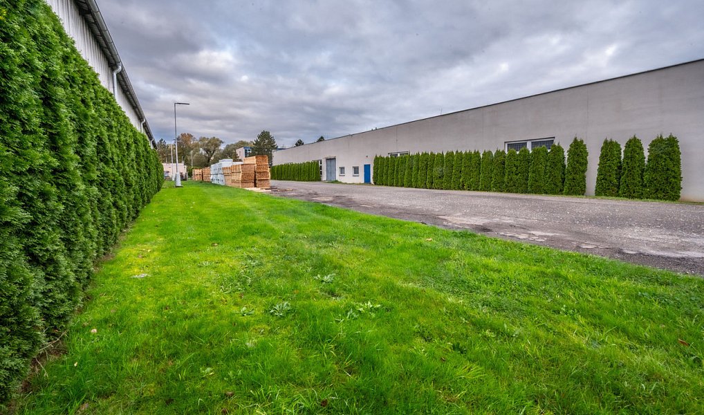 Pronájem skladovacích prostor 1 000 m², Kladruby nad Labem – náhled fotky 6