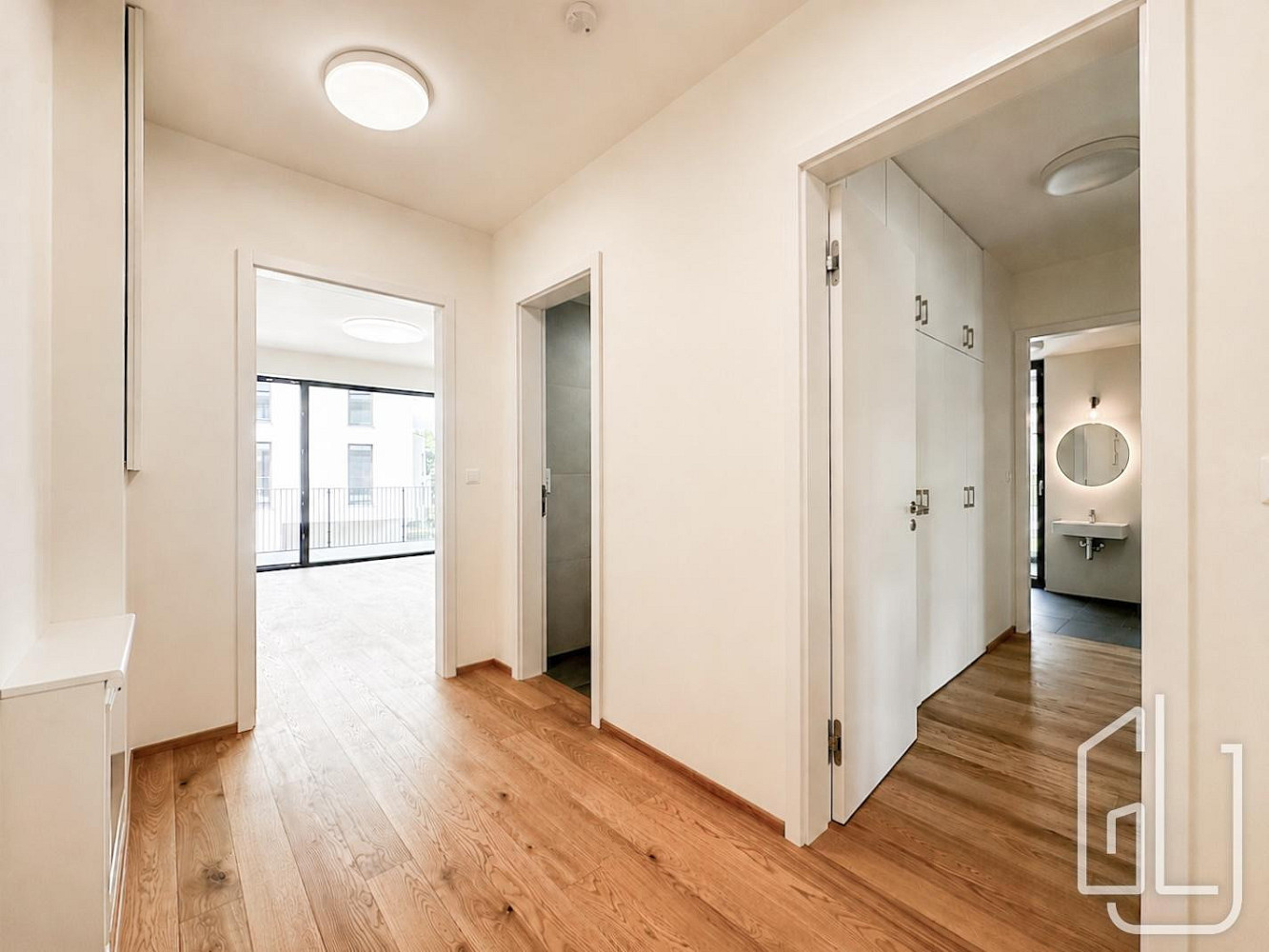 Pronájem bytu 3+kk 86 m² — photo 4