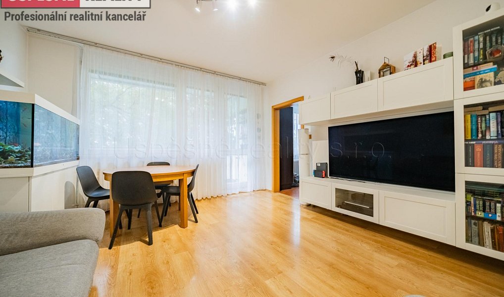 Prodej bytu 3+1 84 m², Praha – náhled fotky 16