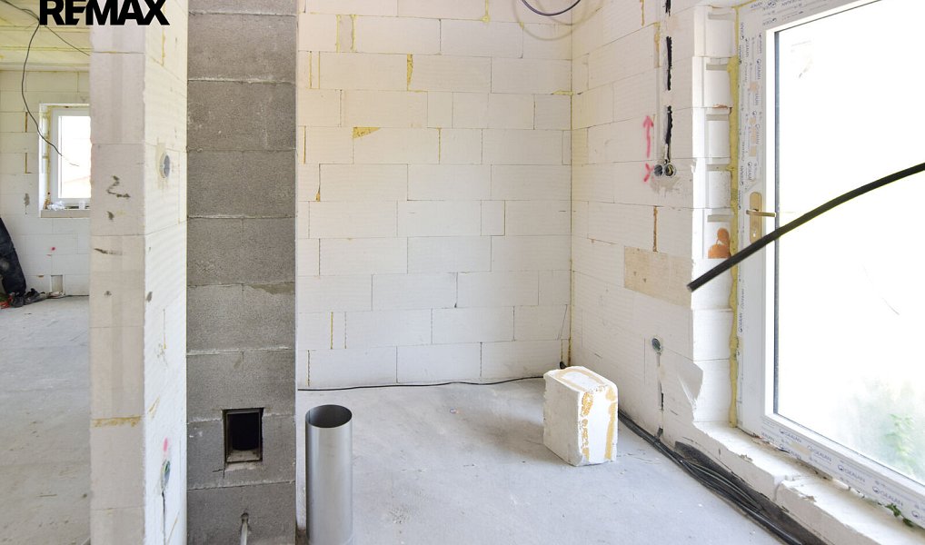 Prodej domu 328 m² s pozemkem 666 m², Lipno – náhled fotky 11