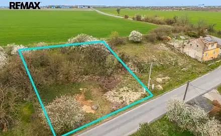 Prodej stavebního pozemku 778 m², Slaný, okres Kladno