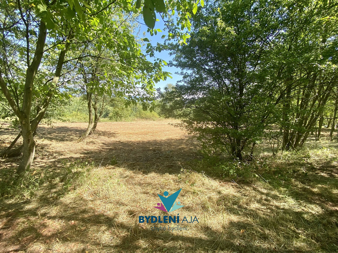 Prodej stavebního pozemku 1 674 m² — photo 2