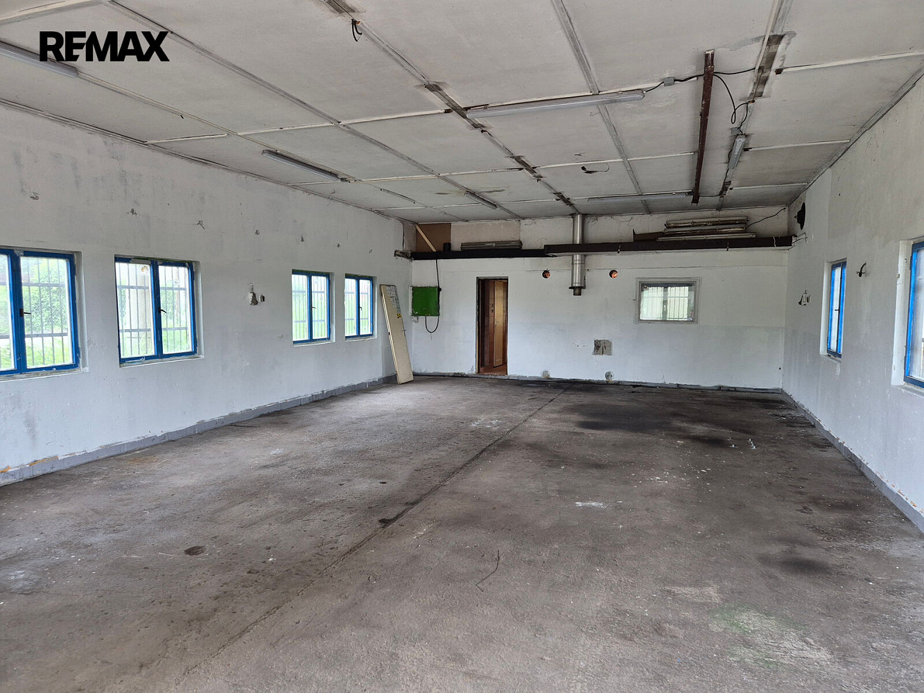 Pronájem komerčního objektu (jiného typu) 80 m² — photo 3