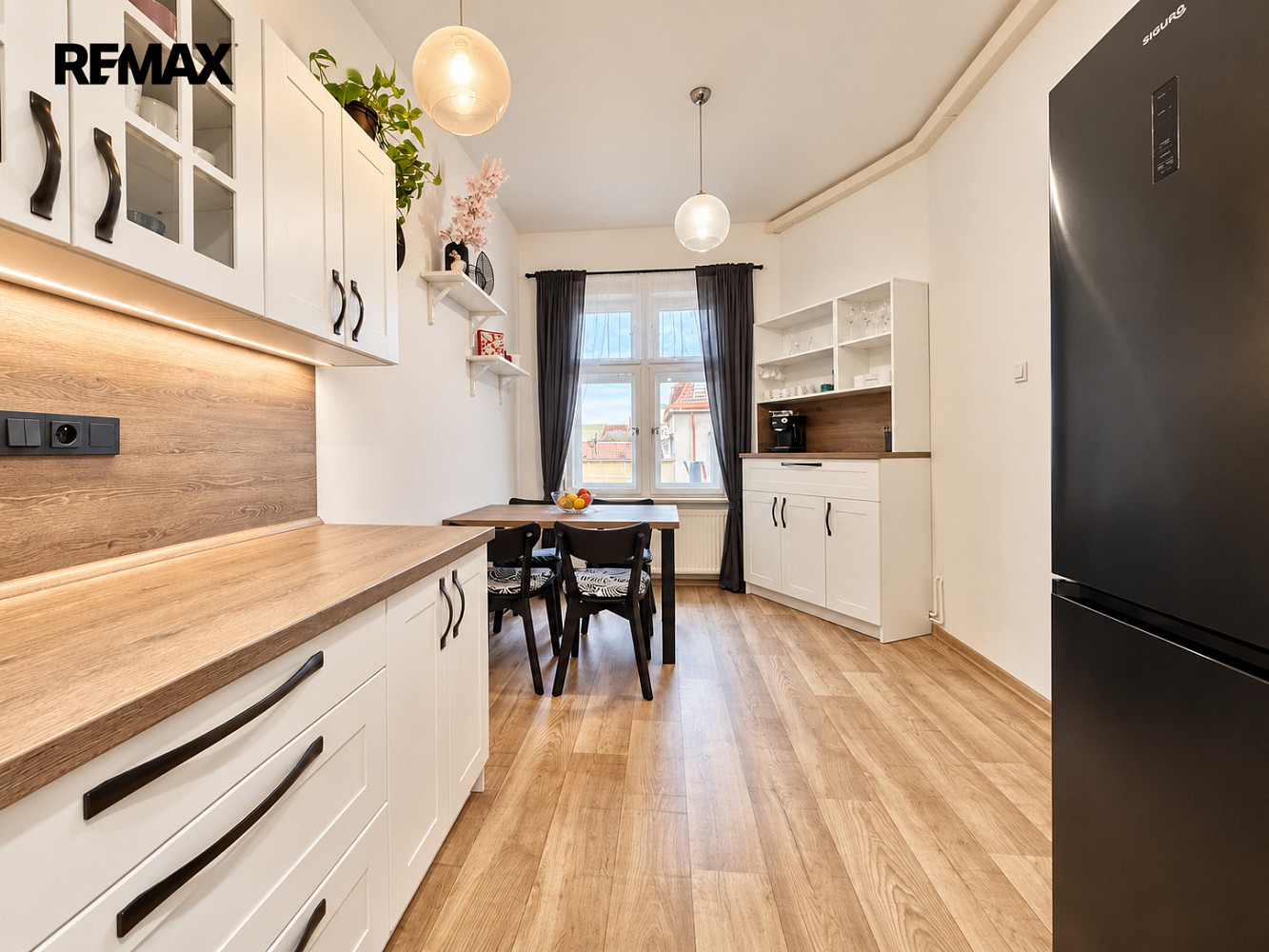 Prodej bytu 3+1 90 m² – fotografie 3