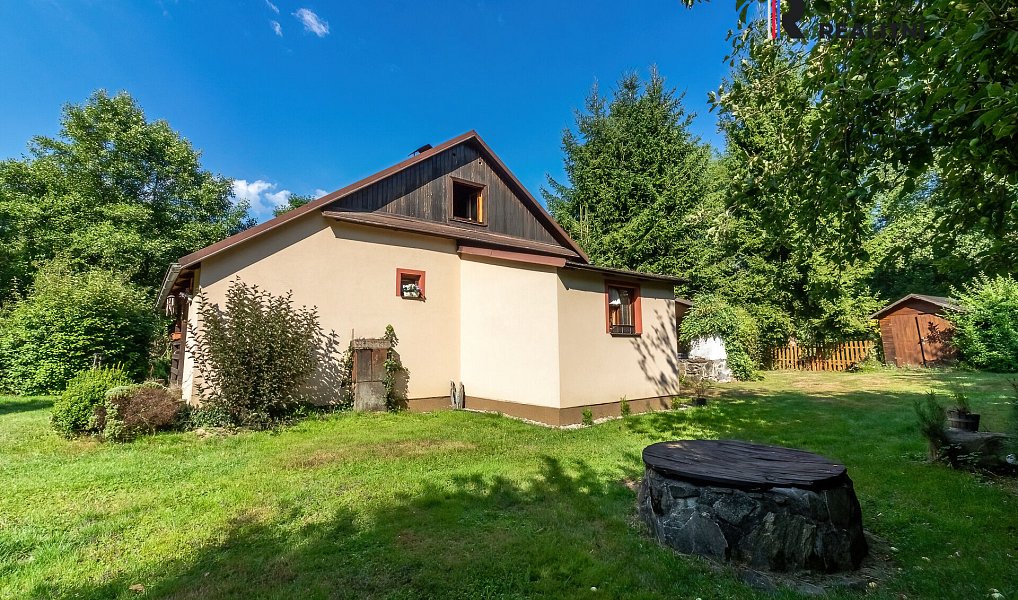 Prodej chaty/chalupy 105 m² s pozemkem 1 803 m², Dvorce – náhled fotky 8