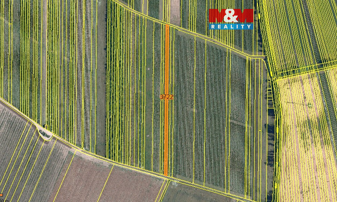 Prodej pole 897 m²