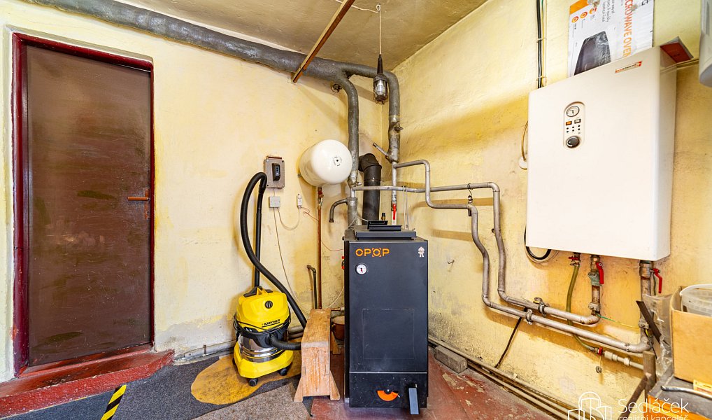 Prodej domu 300 m² s pozemkem 1 019 m², Habartov – náhled fotky 20