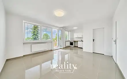 Pronájem bytu 1+kk 30 m², Znojmo - Přímětice