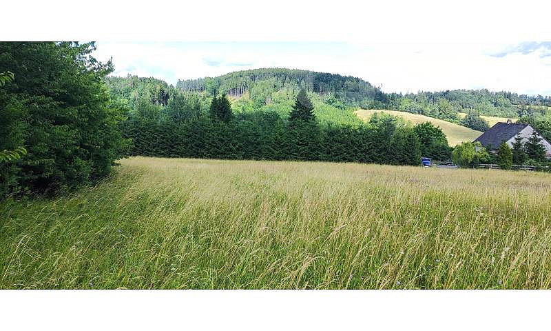 Prodej stavebního pozemku 1 437 m² — photo 2