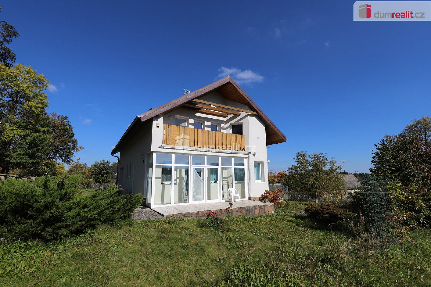 Prodej domu 200 m² s pozemkem 1 122 m² – fotografie 3